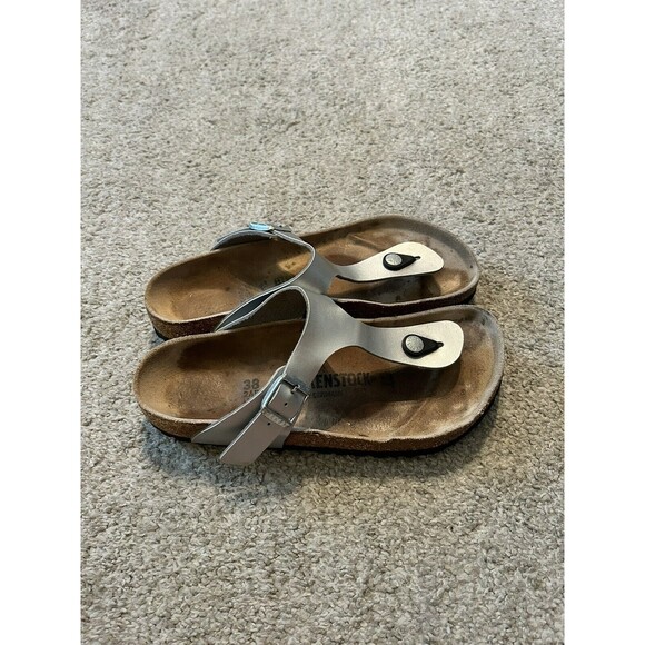 birkenstock 38 Regular Fit Gizeh Sandals Women’s Sz 7 Silver - Picture 7 of 7